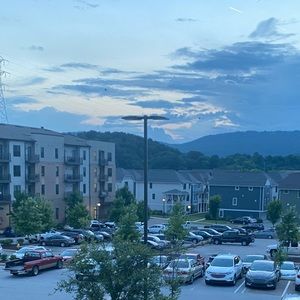 Meet your Posher, Evan